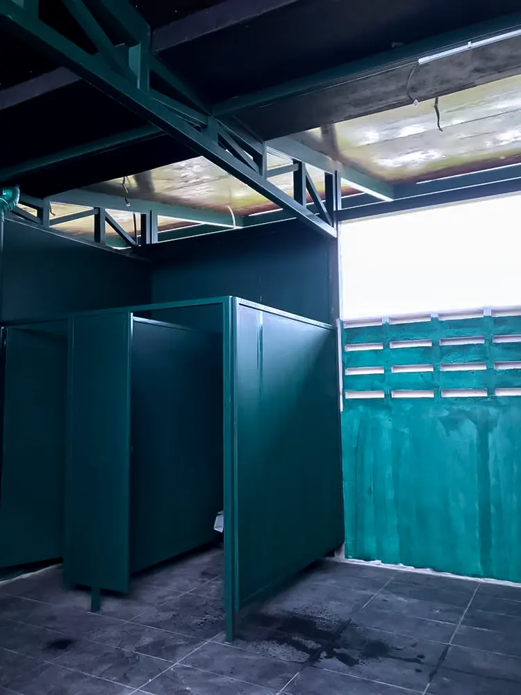 <span  class="uc_style_uc_tiles_grid_image_elementor_uc_items_attribute_title" style="color:#ffffff;">medini-iskandar-016</span>