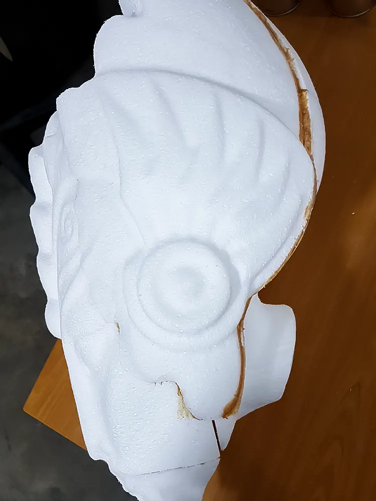 <span  class="uc_style_uc_tiles_grid_image_elementor_uc_items_attribute_title" style="color:#ffffff;">movie-prop-007</span>