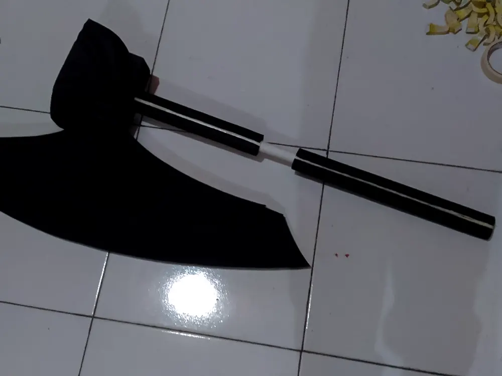 <span  class="uc_style_uc_tiles_grid_image_elementor_uc_items_attribute_title" style="color:#ffffff;">movie-prop-009</span>