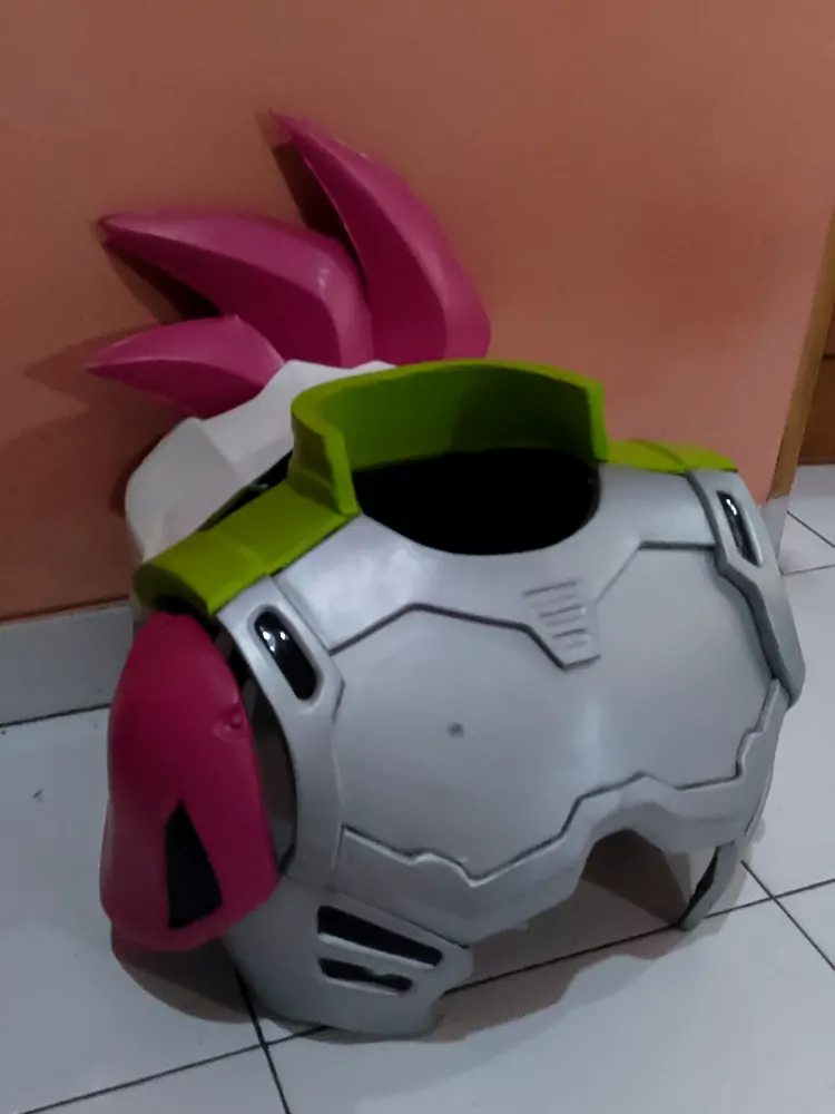 <span  class="uc_style_uc_tiles_grid_image_elementor_uc_items_attribute_title" style="color:#ffffff;">movie-prop-013</span>