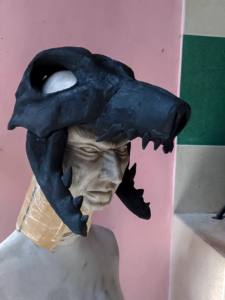 <span  class="uc_style_uc_tiles_grid_image_elementor_uc_items_attribute_title" style="color:#ffffff;">movie-prop-018</span>