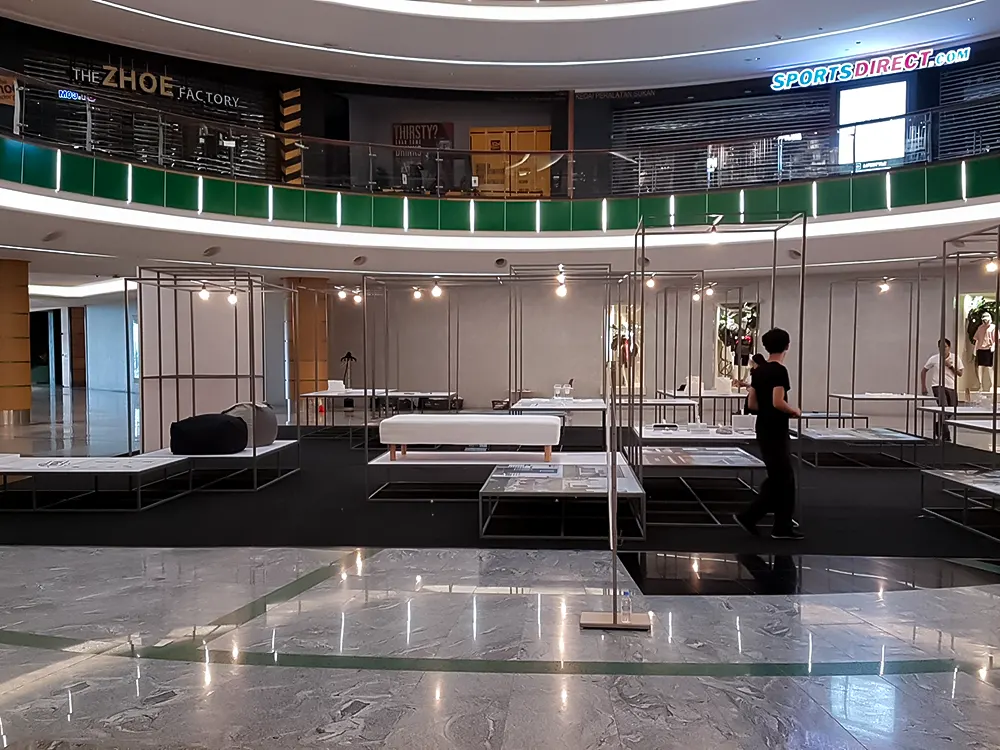 <span  class="uc_style_uc_tiles_grid_image_elementor_uc_items_attribute_title" style="color:#ffffff;">muji-ehibitions-005</span>