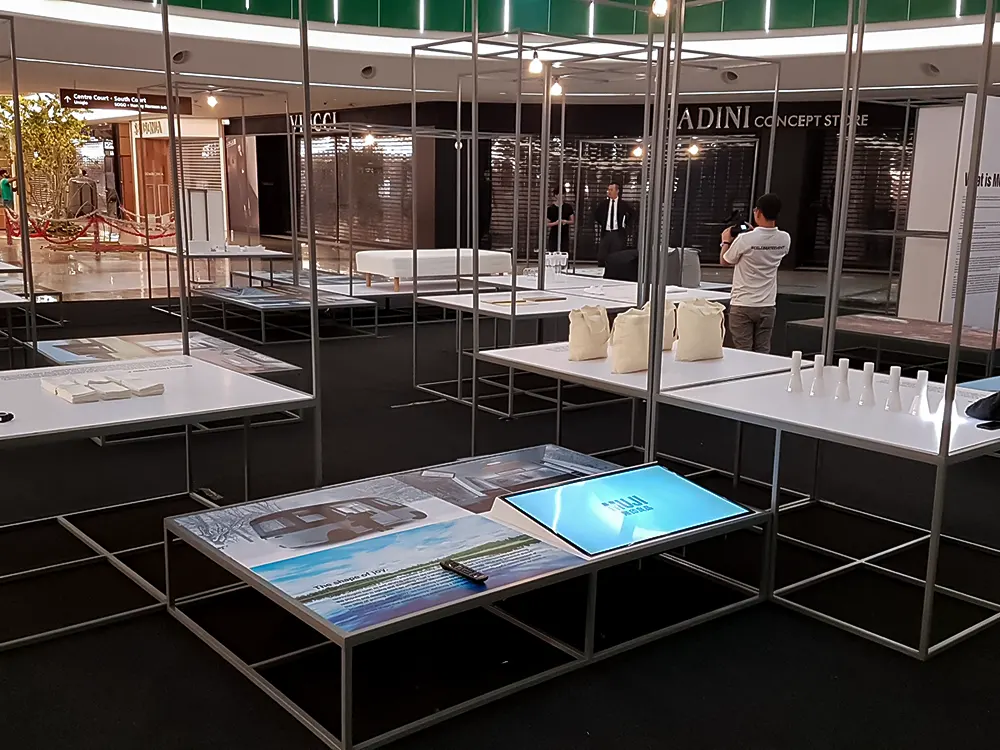 <span  class="uc_style_uc_tiles_grid_image_elementor_uc_items_attribute_title" style="color:#ffffff;">muji-ehibitions-009</span>