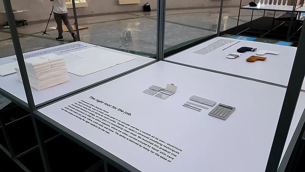 <span  class="uc_style_uc_tiles_grid_image_elementor_uc_items_attribute_title" style="color:#ffffff;">muji-ehibitions-014</span>