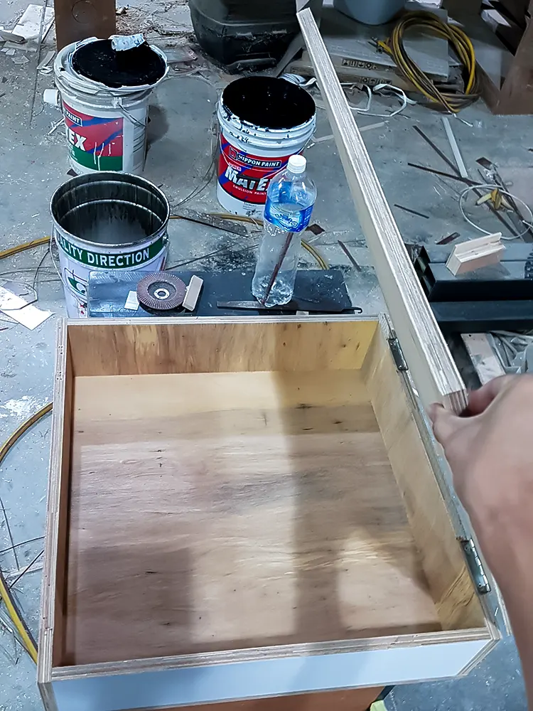 <span  class="uc_style_uc_tiles_grid_image_elementor_uc_items_attribute_title" style="color:#ffffff;">muji-ehibitions-016</span>