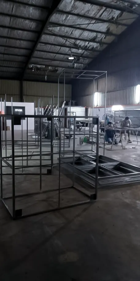 <span  class="uc_style_uc_tiles_grid_image_elementor_uc_items_attribute_title" style="color:#ffffff;">muji-ehibitions-026</span>