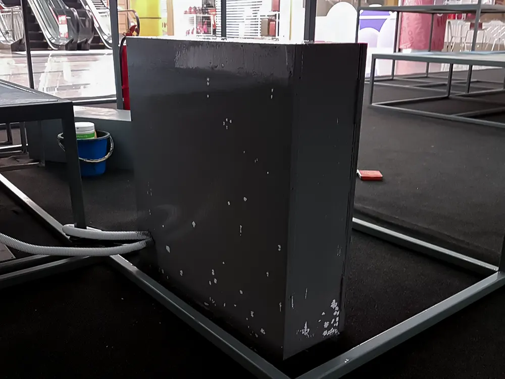 <span  class="uc_style_uc_tiles_grid_image_elementor_uc_items_attribute_title" style="color:#ffffff;">muji-ehibitions-032</span>