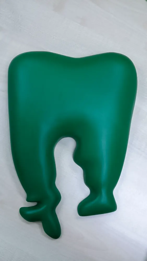 <span  class="uc_style_uc_tiles_grid_image_elementor_uc_items_attribute_title" style="color:#ffffff;">qm-dental-002</span>