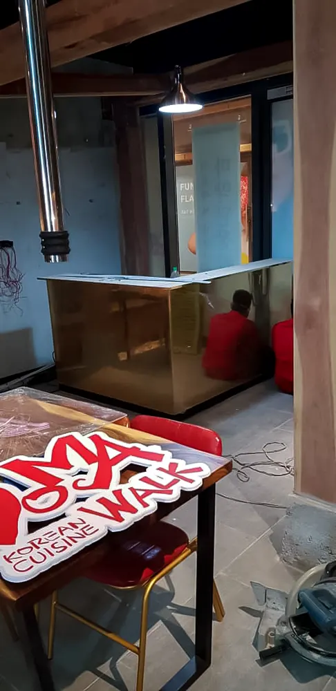 <span  class="uc_style_uc_tiles_grid_image_elementor_uc_items_attribute_title" style="color:#ffffff;">retail-interior-016</span>