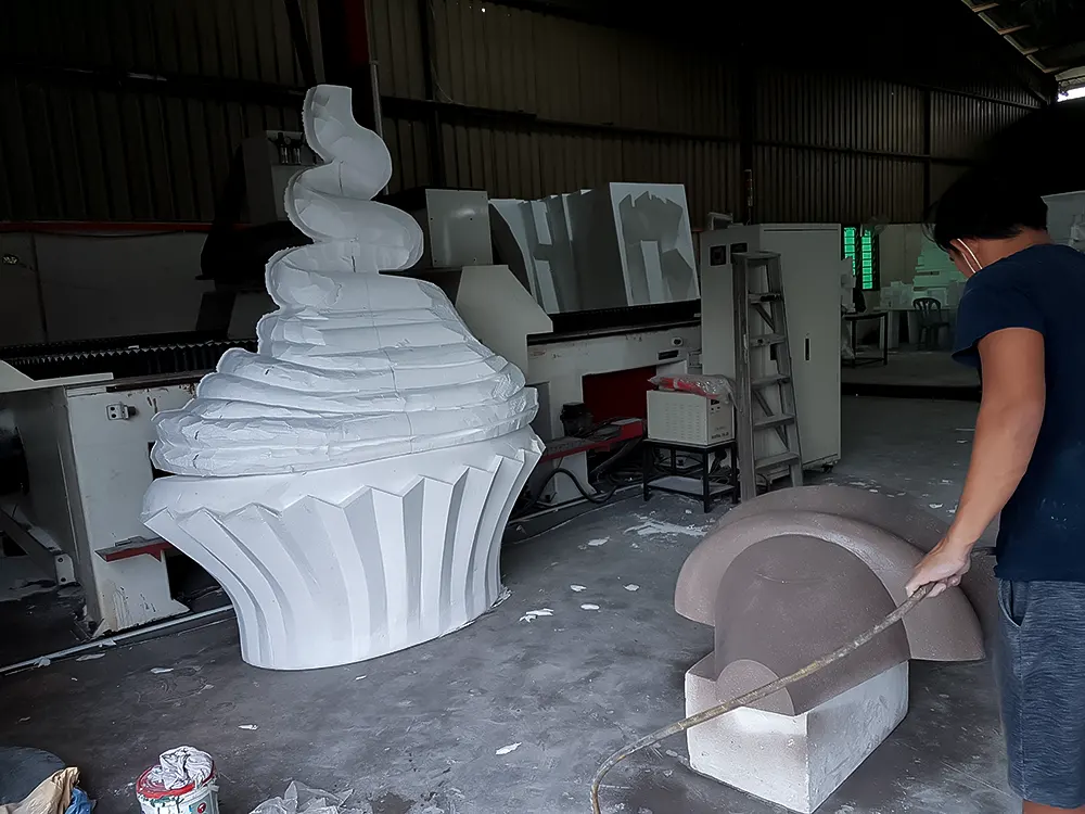 <span  class="uc_style_uc_tiles_grid_image_elementor_uc_items_attribute_title" style="color:#ffffff;">rws-twelve-cupcakes-002</span>