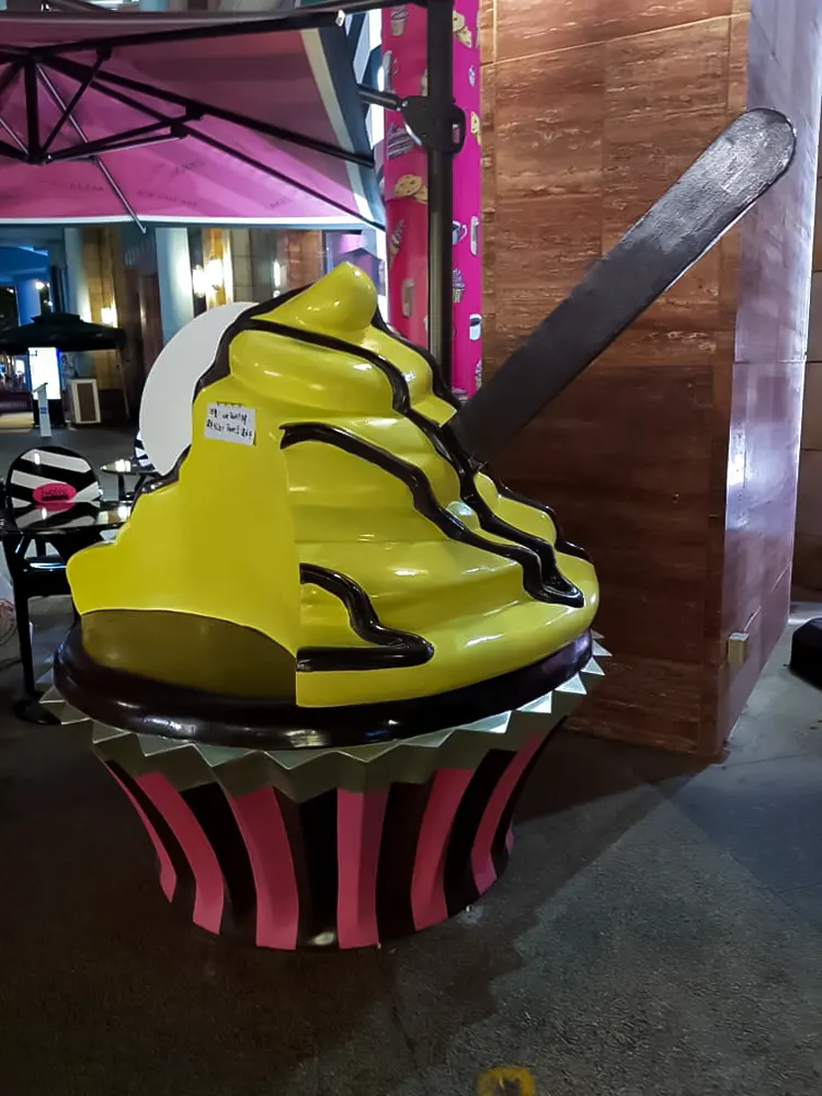 <span  class="uc_style_uc_tiles_grid_image_elementor_uc_items_attribute_title" style="color:#ffffff;">rws-twelve-cupcakes-068</span>