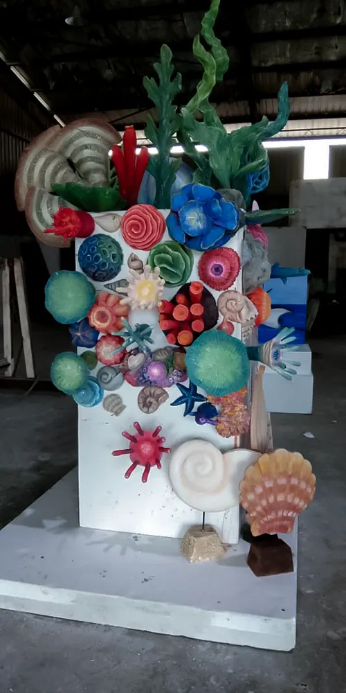 <span  class="uc_style_uc_tiles_grid_image_elementor_uc_items_attribute_title" style="color:#ffffff;">sea-life-themepark(35)</span>