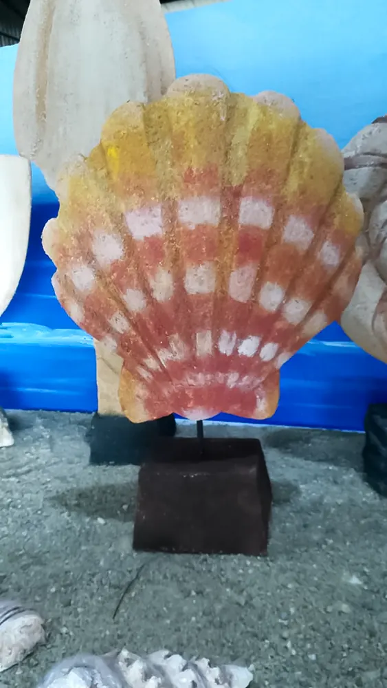 <span  class="uc_style_uc_tiles_grid_image_elementor_uc_items_attribute_title" style="color:#ffffff;">sea-life-themepark(9)</span>