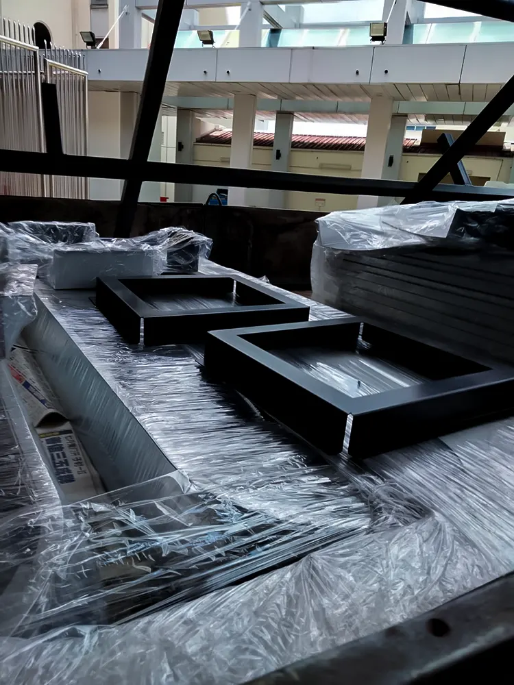 <span  class="uc_style_uc_tiles_grid_image_elementor_uc_items_attribute_title" style="color:#ffffff;">sg-ica-016</span>