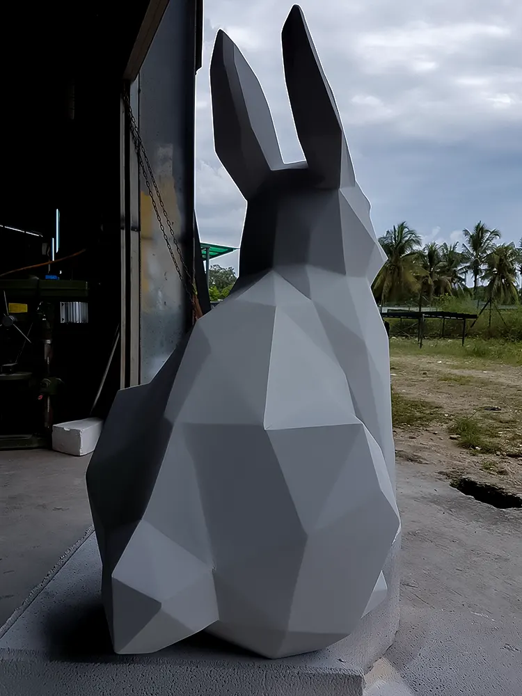 <span  class="uc_style_uc_tiles_grid_image_elementor_uc_items_attribute_title" style="color:#ffffff;">sim-art-creative-014</span>