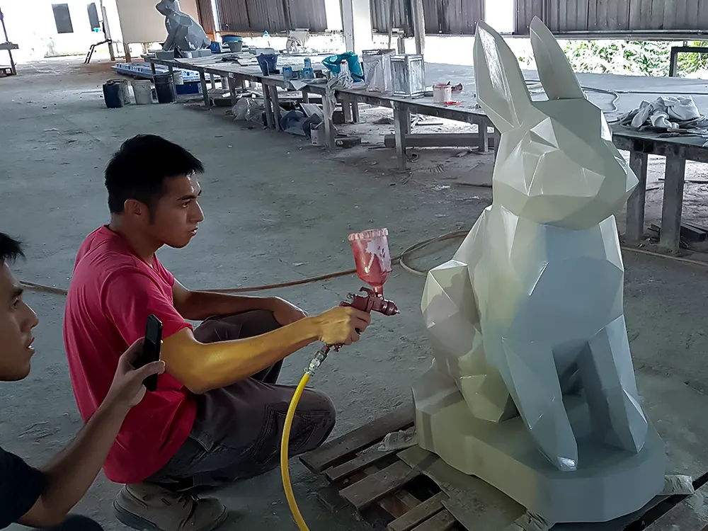 <span  class="uc_style_uc_tiles_grid_image_elementor_uc_items_attribute_title" style="color:#ffffff;">sim-art-creative-021</span>