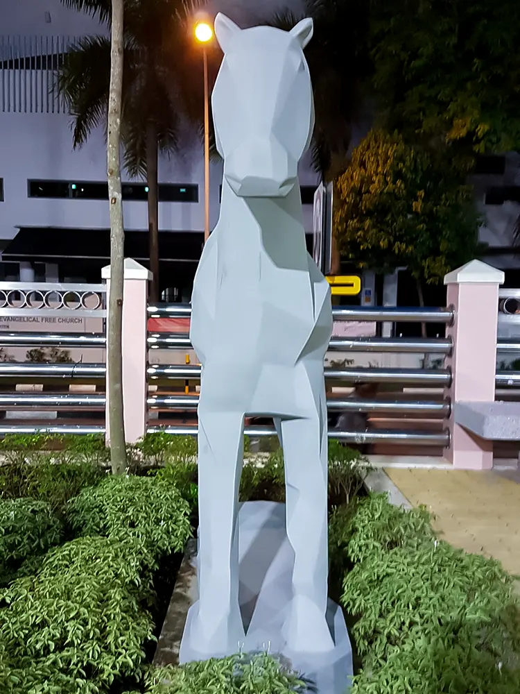 <span  class="uc_style_uc_tiles_grid_image_elementor_uc_items_attribute_title" style="color:#ffffff;">sim-art-creative-050</span>