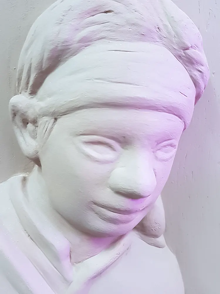 <span  class="uc_style_uc_tiles_grid_image_elementor_uc_items_attribute_title" style="color:#ffffff;">sim-art-creative-083</span>