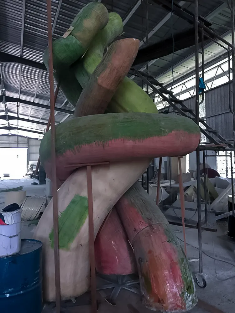 <span  class="uc_style_uc_tiles_grid_image_elementor_uc_items_attribute_title" style="color:#ffffff;">sutera-vine-008</span>