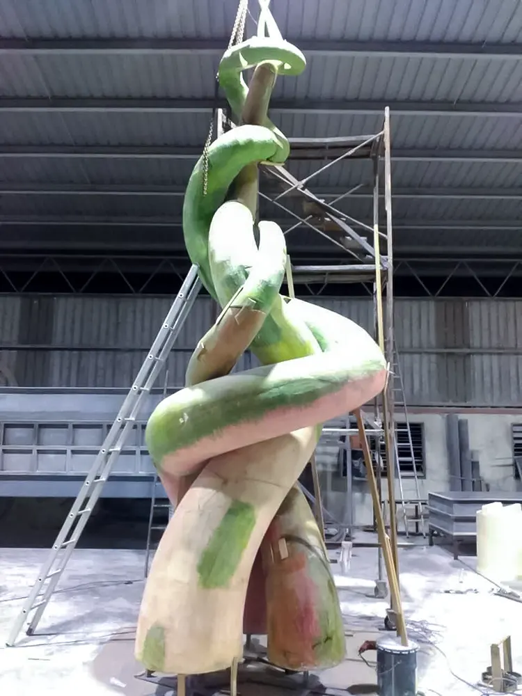 <span  class="uc_style_uc_tiles_grid_image_elementor_uc_items_attribute_title" style="color:#ffffff;">sutera-vine-013</span>