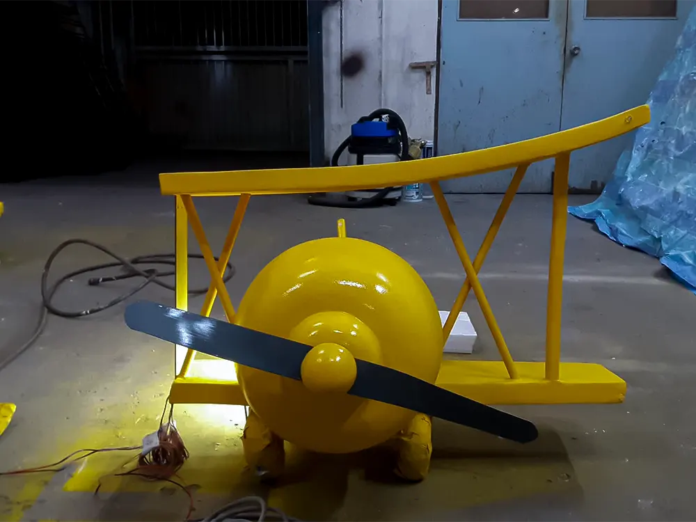 <span  class="uc_style_uc_tiles_grid_image_elementor_uc_items_attribute_title" style="color:#ffffff;">toy-museum-001</span>