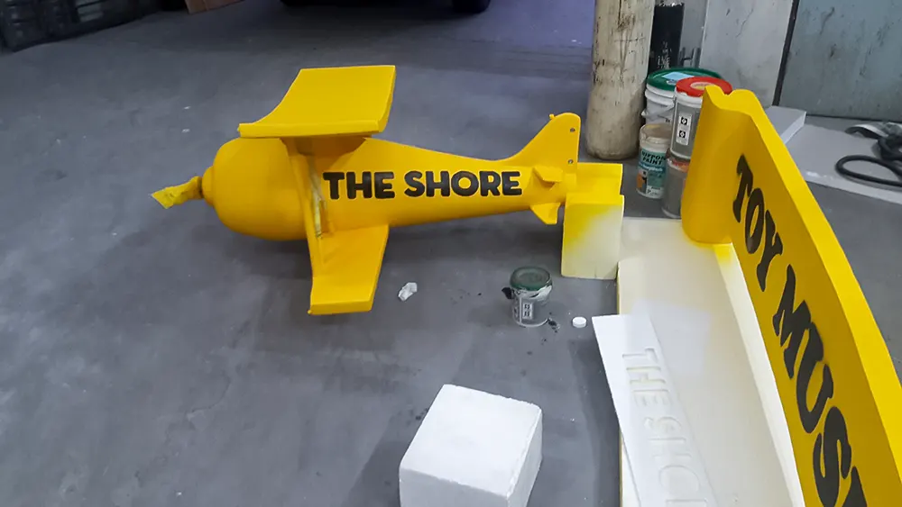 <span  class="uc_style_uc_tiles_grid_image_elementor_uc_items_attribute_title" style="color:#ffffff;">toy-museum-019</span>