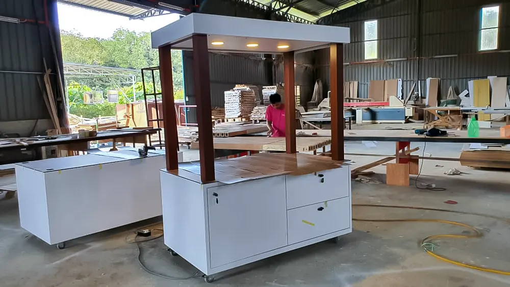 <span  class="uc_style_uc_tiles_grid_image_elementor_uc_items_attribute_title" style="color:#ffffff;">trade-show-display-023</span>