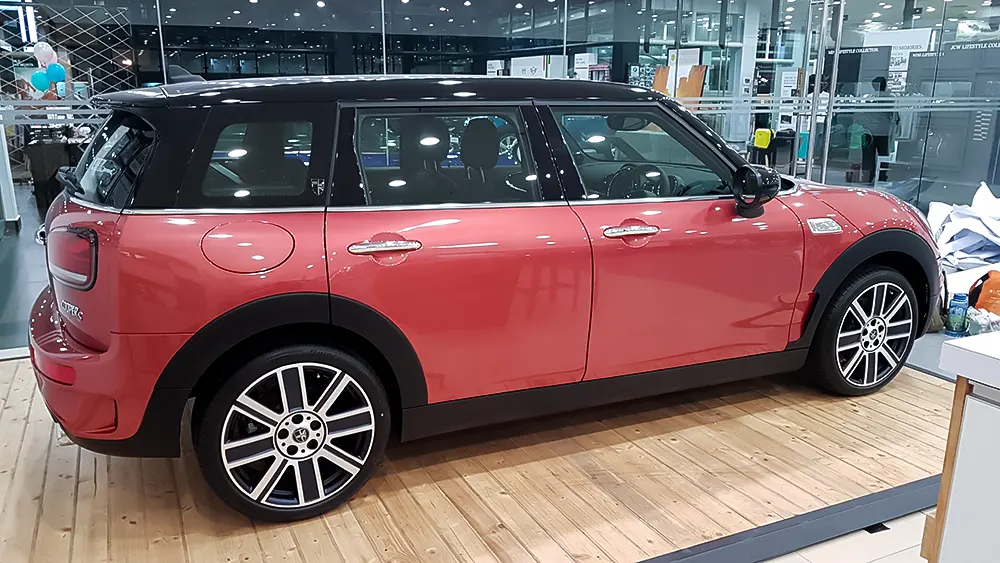 <span  class="uc_style_uc_tiles_grid_image_elementor_uc_items_attribute_title" style="color:#ffffff;">trade-show-display-029</span>