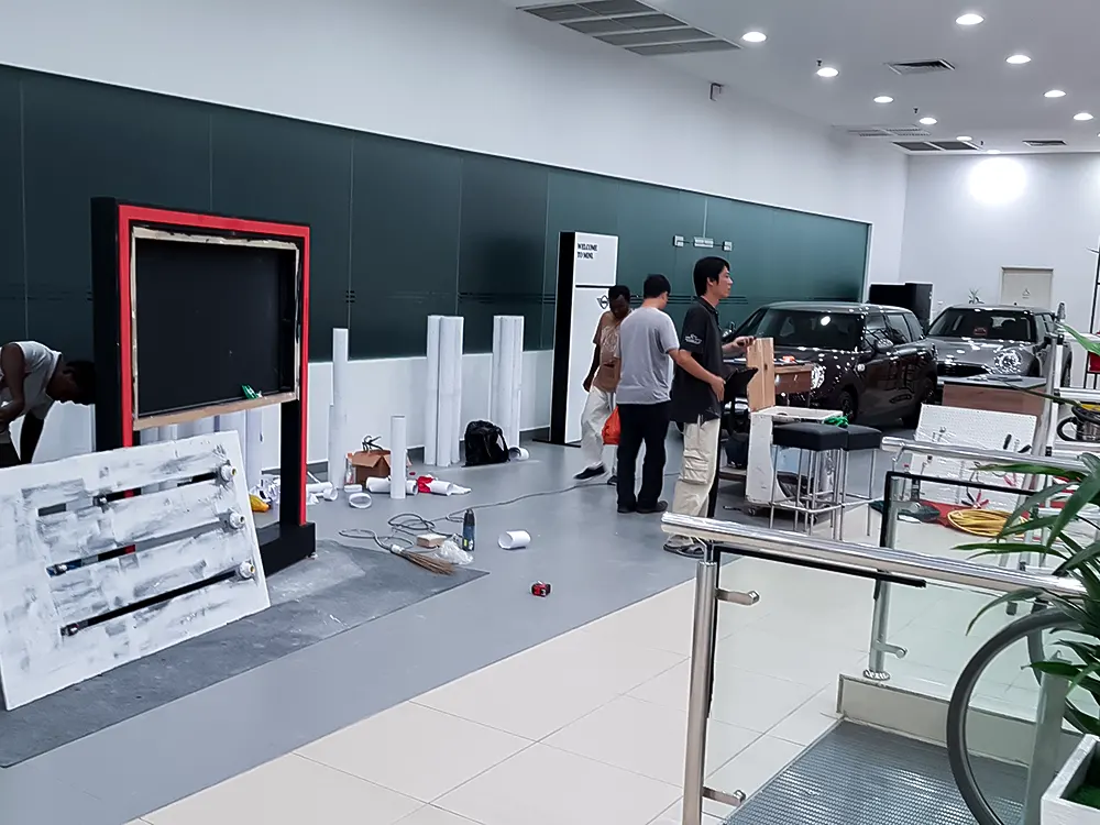 <span  class="uc_style_uc_tiles_grid_image_elementor_uc_items_attribute_title" style="color:#ffffff;">trade-show-display-032</span>