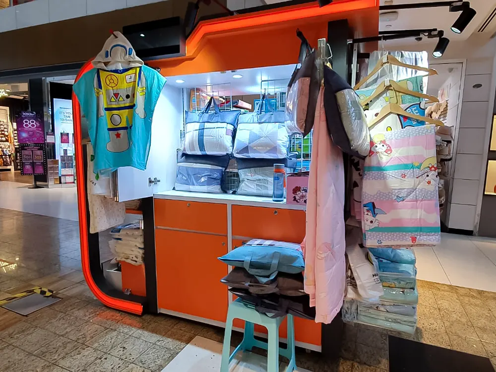 <span  class="uc_style_uc_tiles_grid_image_elementor_uc_items_attribute_title" style="color:#ffffff;">velocity-030</span>